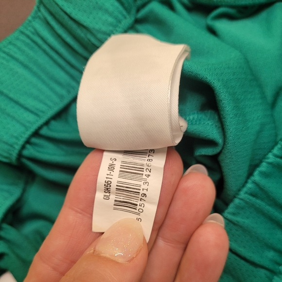 Gymshark Loose Fit Training Shorts Small Green - Picture 8 of 8